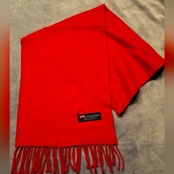 0361. ❤️ ~ 75" of Stunning 😍 Scottish RED Cashmere ♥️ - Picture 1 of 4